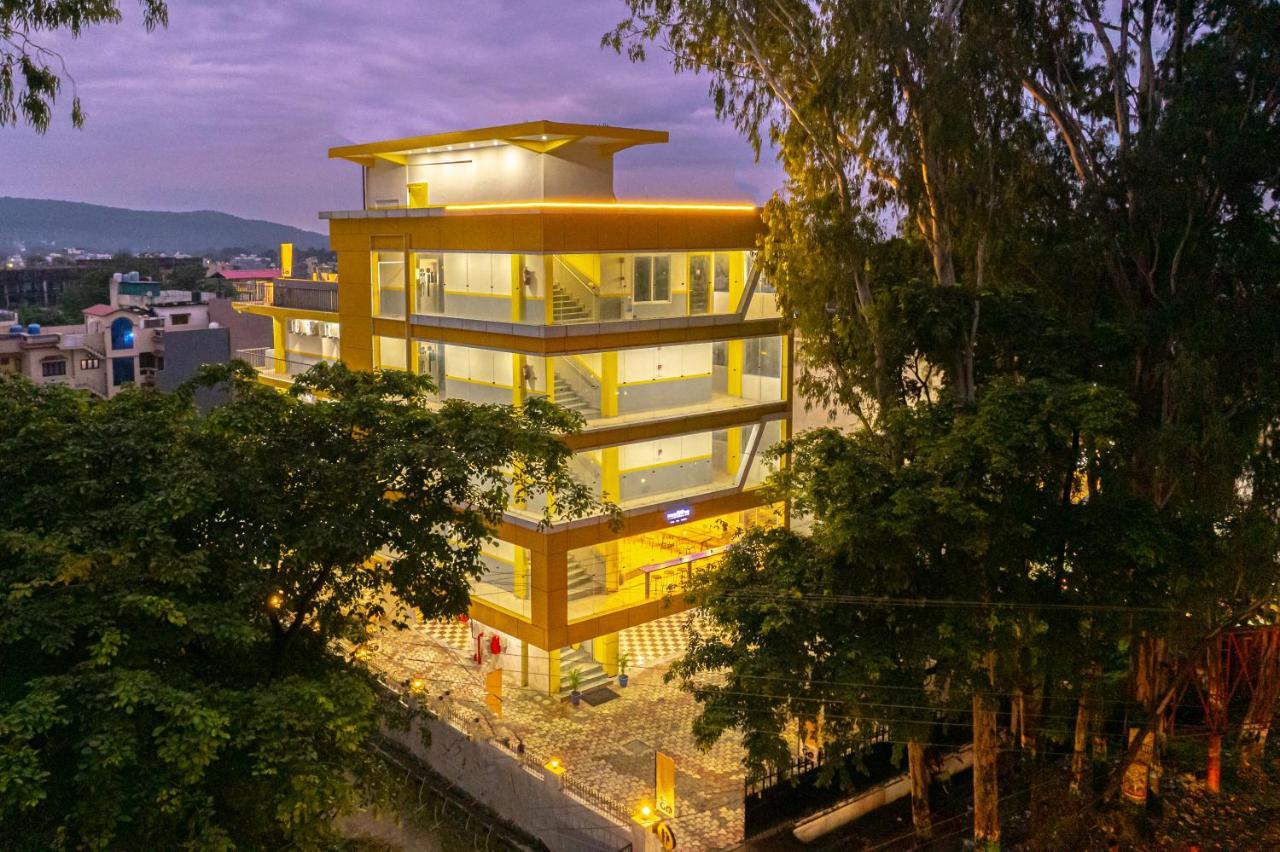 The Hosteller Dehradun Buitenkant foto