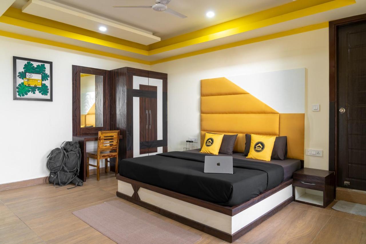 The Hosteller Dehradun Buitenkant foto
