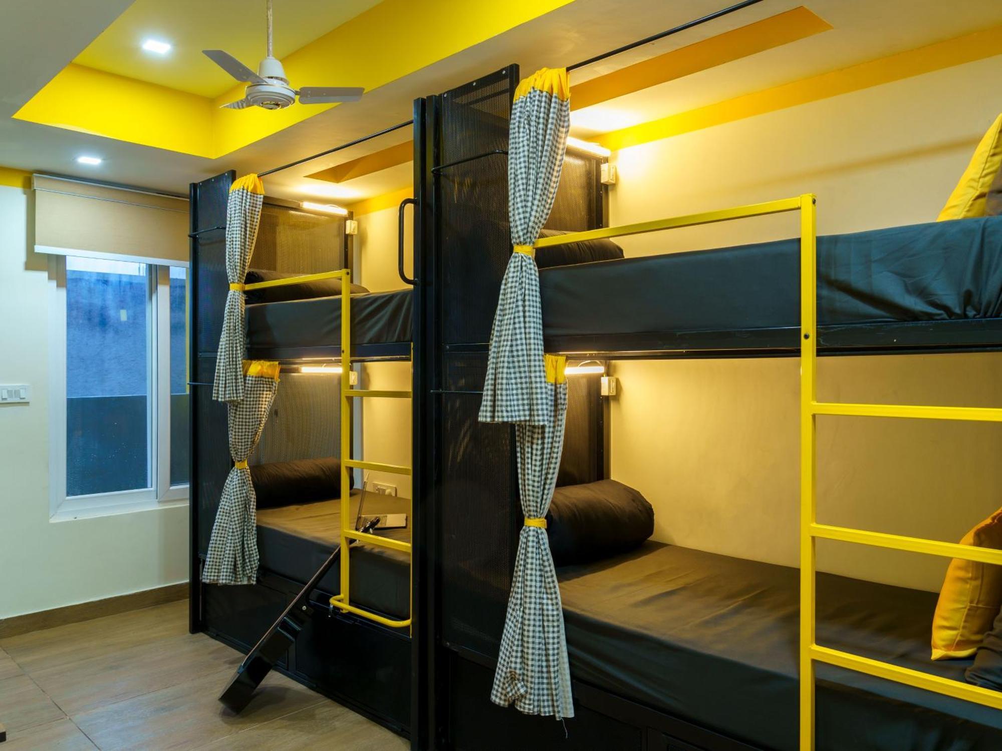 The Hosteller Dehradun Buitenkant foto